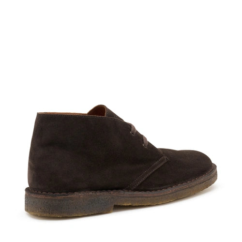 Suede desert boots with crepe sole