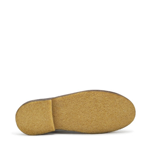 Suede desert boots with crepe sole