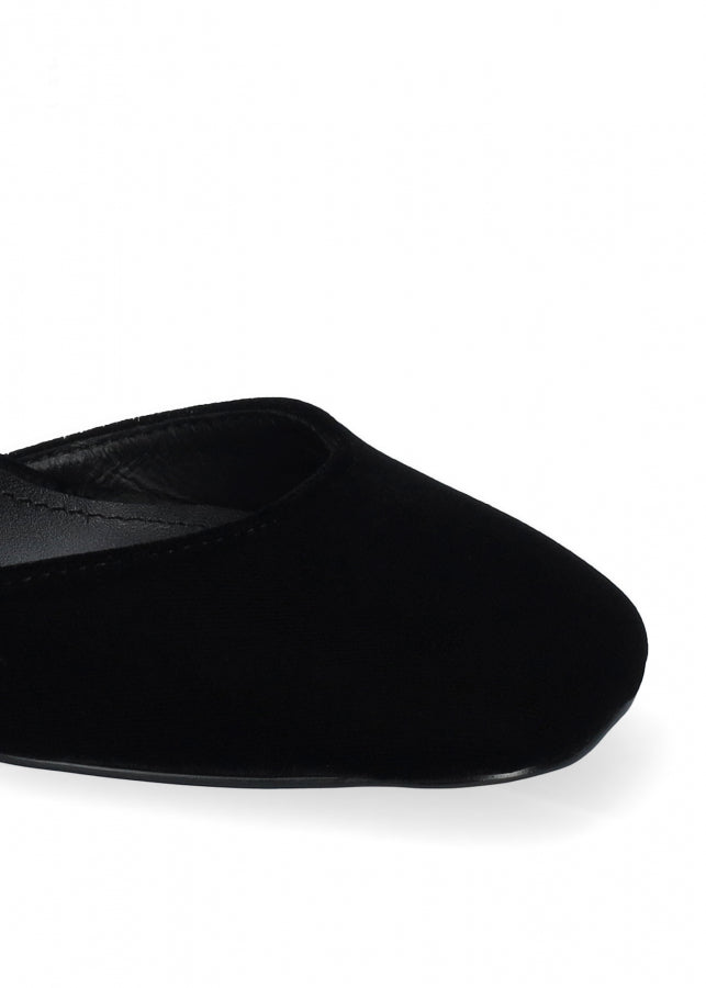 693 VELVET NEGRO