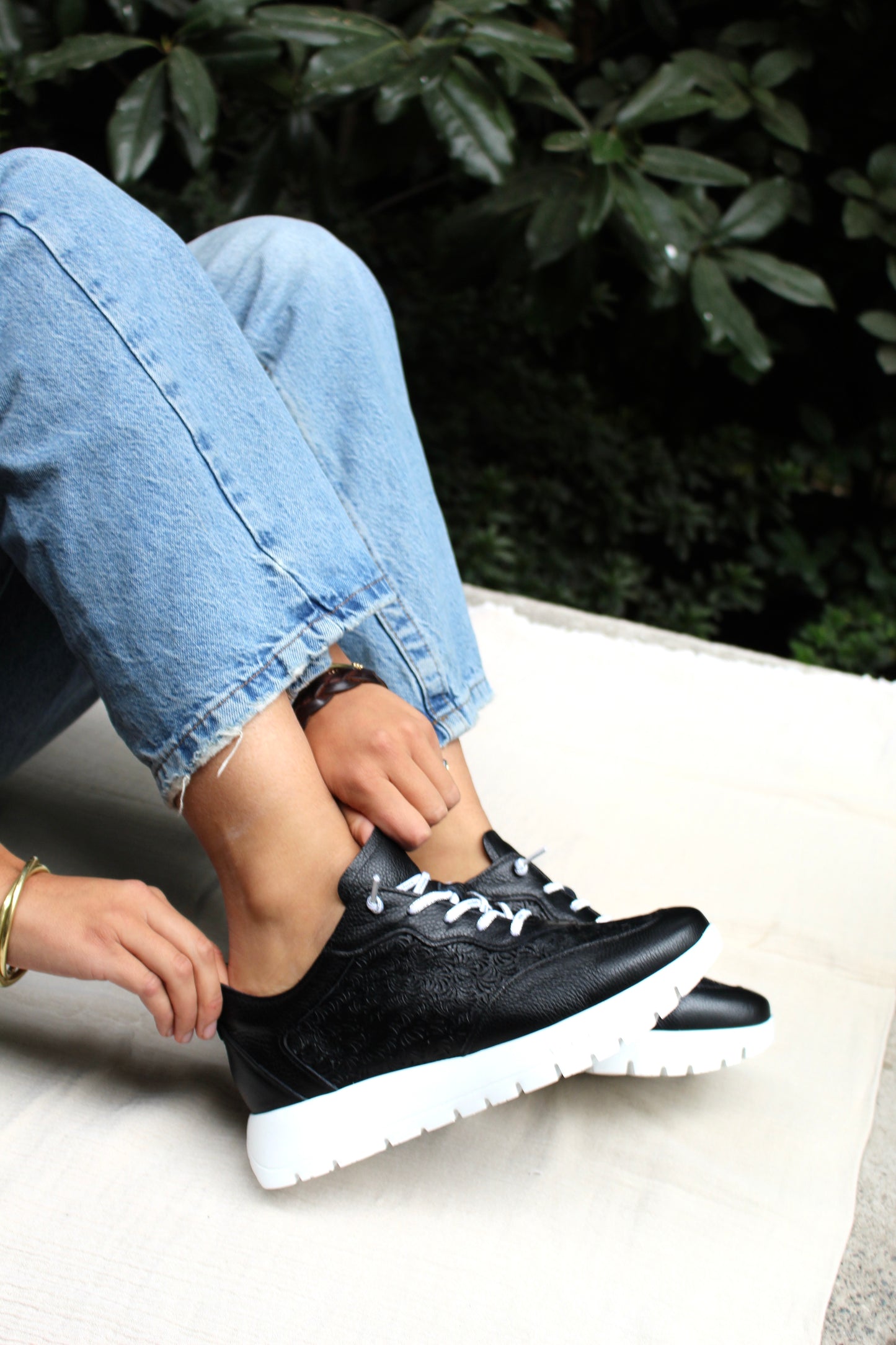 WONDERS 2460 NEGRO